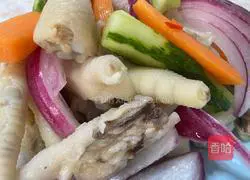 Illustration of how to make pickled pepper and chicken feet 8