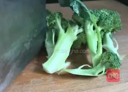  Illustration of how to make broccoli in stock 1
