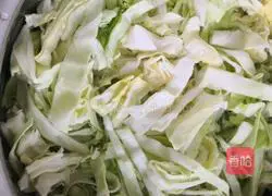 Illustration of the Encounter with Baotou and Tomatoes 2