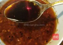 Illustration of how to make cold shredded chicken 11