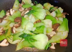 Illustration of how to stir-fry shiitake mushrooms and sea greens 12