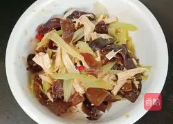 Illustration of how to make cold yuba and celery 16