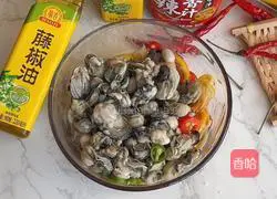 Illustration of how to make Sichuan-style lemon-flavored sea oysters 5