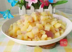 Illustration of how to make fried potatoes with onions 13