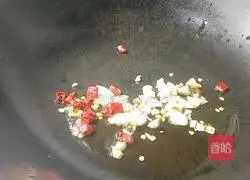 Illustration of how to make spicy and sour cabbage 3