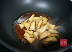 Illustration of how to make honey-glazed barbecued pork tofu wedges 6