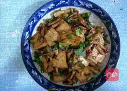 Illustration of how to cook oyster mushrooms with spicy tofu 7