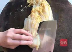 Pickle noodles - Northeast pickled cabbage stir-fried noodles - Spicy and sour rice recipe illustration 3