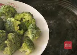 Green leaves Illustration of deep affection for roots 4