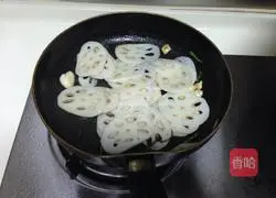 Illustration of how to make sweet and sour lotus root slices 5