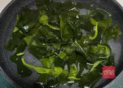 Illustration of how to make cold and spicy kelp 3