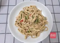 Illustration of how to make flavored sesame dried shredded tofu 4