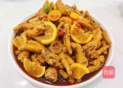 Illustration of how to make spicy and sour lemon chicken feet 17