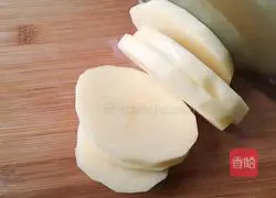 Illustration of how to make spicy spiked potatoes 1