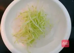 Illustration of homemade pea jelly 25