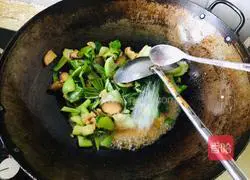 Illustration of how to make mushrooms and rapeseed 8