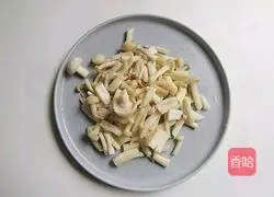 Illustration of how to make fried edamame with seafood mushrooms 3