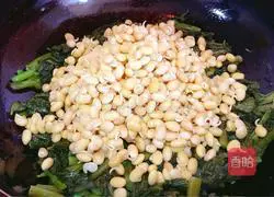 Illustration of how to stew soybean sprouts with mustard mustard 8