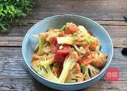 How to cook cauliflower with tomatoes Illustration 14