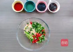 Illustration of how to make abalone slices with cold sauce 4