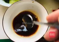 Illustration of how to make fried cucumber 3