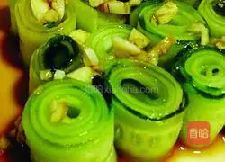Illustration of how to make cucumber rolls 7