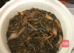 Illustration of how to make Hakka dry pot 4