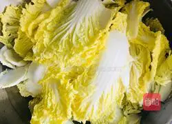 Illustration of how to make baby vegetables in soup 1