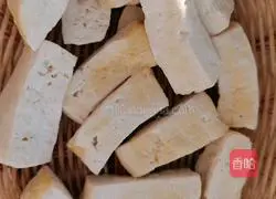 Illustration of how to make braised dried beans 1