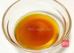 Illustration of how to make raw stir-fried cabbage 5