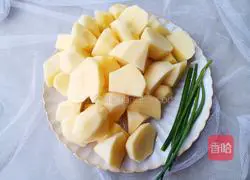 Illustration of how to make braised potatoes that are a hundred times more delicious than meat 8