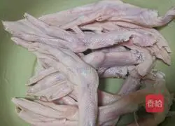 Illustration of how to make mustard duck feet 2