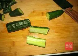 Pictures of how to make pickled cucumbers 4