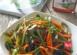 Illustration of how to make cold spicy kelp shreds 10