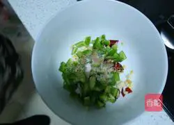 Illustration of how to make enoki mushrooms in oil 7