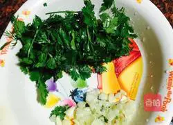 Illustration of how to make cold seaweed 4