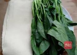 Illustration of how to make shredded spinach and tofu 1