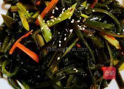 Illustration of how to make cold kelp shreds 5