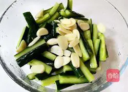 Cold Cucumber Recipe Illustration 7