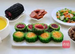 Illustration of how to make bitter melon stuffed with fruits 10