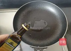 Illustration of how to make black pepper roasted potato cubes (pan version) 2