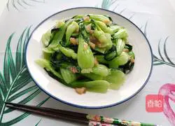 Illustration of how to stir-fry Xiaotang vegetables with lard residue 11