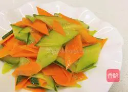 Illustration of how to make cucumbers and carrots 4
