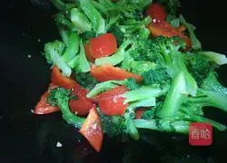 Illustration of how to make stir-fried broccoli 10