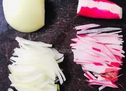 Illustration of how to make Chinese cabbage with sauce 3