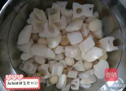 Illustration of how to make light and stir-fried lotus sugar 1