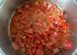 Illustration of how to make tomato and bean paste cake 6
