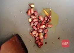 Illustration of how to make shredded cold lettuce 9