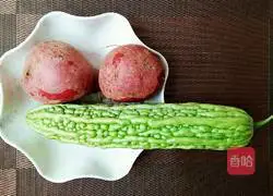 Bitter Melon and Purple Sweet Potato Circle Recipe Illustration 1