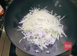 Illustration of how to make sour shredded potatoes 4
